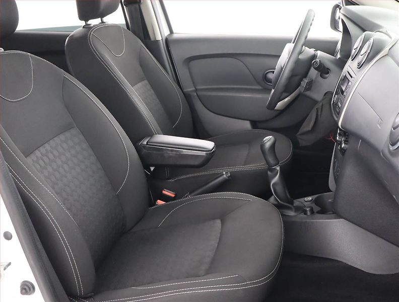 Dacia Logan (2016) 0.9 TCe, LPG, Serv.kniha - fotka 9 z 18
