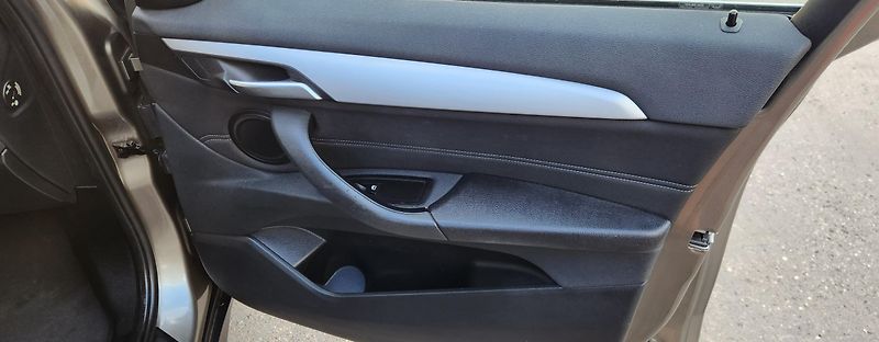 BMW X1 (2016) 2,0d ČR AUTOMAT LED TAŽNÉ - fotka 22 z 49