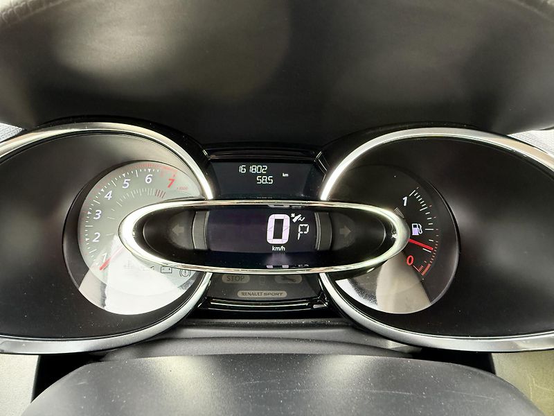 Renault Clio RS 200 GP Automat REZERVACE - fotka 32 z 42