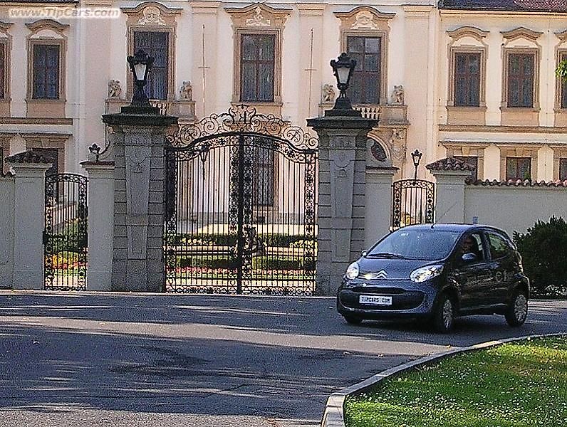 I když je C1 hodně nedotáčivá, můžete si s ní užít dost zábavy.