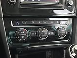 Volkswagen Golf (2015) 2.0 TDI, Navi, Park. senzory - náhled 17