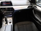 BMW Řada 5 (2018) Luxury Line 520d xDrive, 4X4 - náhled 8