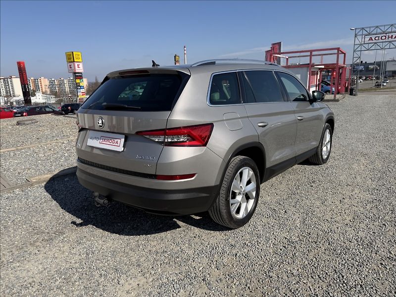 Škoda Kodiaq 2,0 TDI Style+, DSG,4x4,servis - fotka 6 z 44