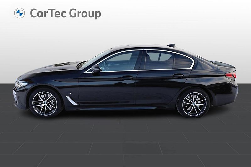 BMW Řada 5 540d xDrive - fotka 3 z 16