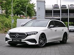 Mercedes-Benz Třídy E 220d AMG Pano Taž Distronic - fotografie inzerátu