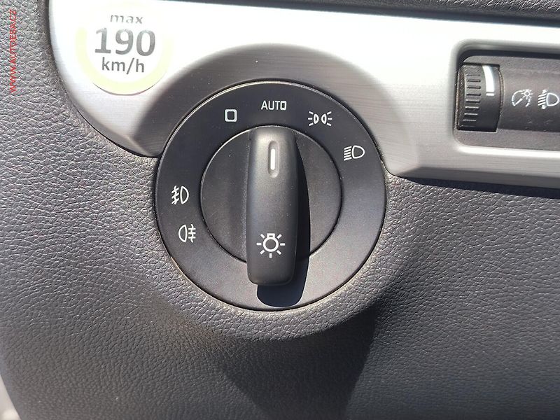 Škoda Yeti (2015) 2.0 TDi 4x4, Ambition, AT - fotka 16 z 19