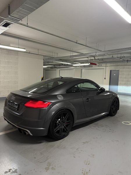 Audi TTS (2016) - fotka 5 z 31