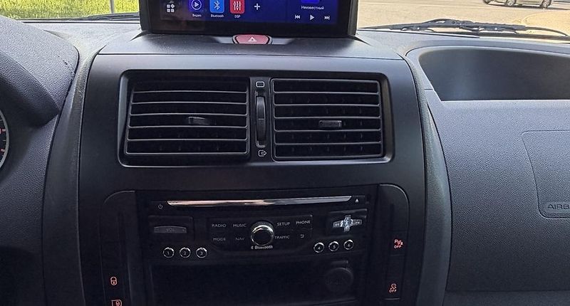 Citroën Jumpy (2015) 2.0 HDI AUTOMAT — 2015 - fotka 11 z 20