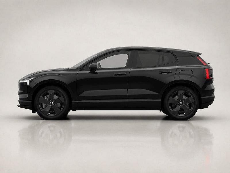 Volvo EX30 (2026) P8 AWD ULTRA BLACK EDITION   - fotka 4 z 15