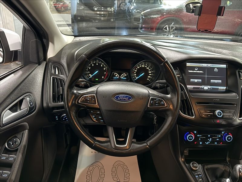 Ford Focus 0,9   EB VÝHŘEV ČIDLA ALU STK - fotka 20 z 27