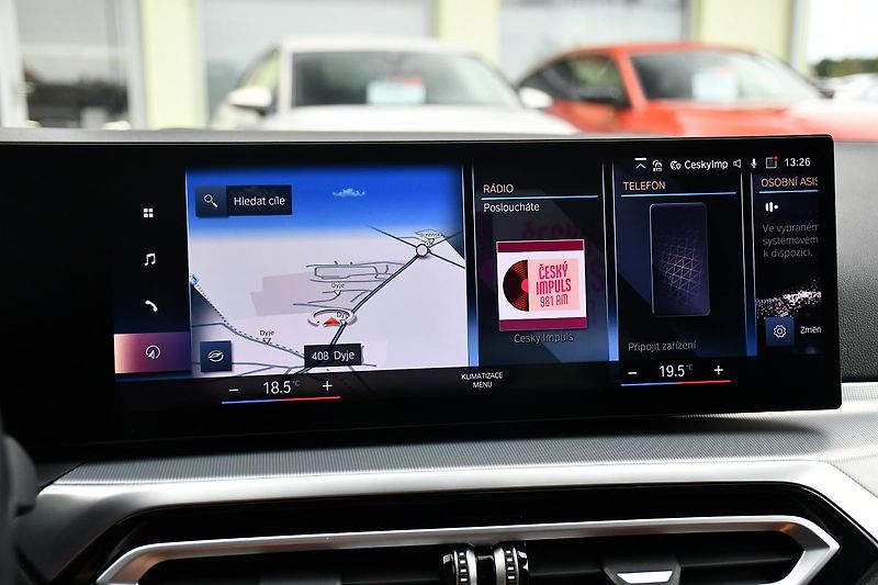 BMW Řada 3 320d xDrive M-SPORT   - fotka 38 z 64