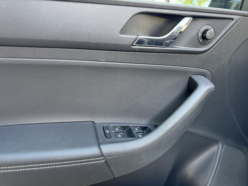 Škoda Rapid 1.2TSi digi klima, kamera, 6R - fotka 14 z 24