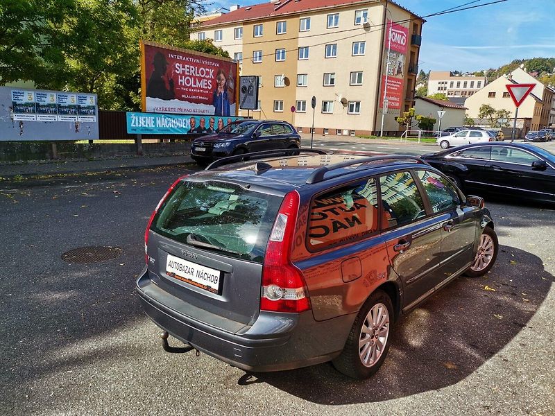 Volvo V50 (2005) 2.0D 100kw Klima Tažné Z. - fotka 24 z 26