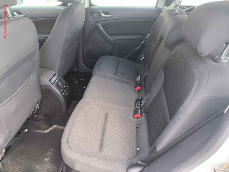 Škoda Yeti (2011) 2.0 TDi 4x4, ČR, servis - fotka 10 z 18