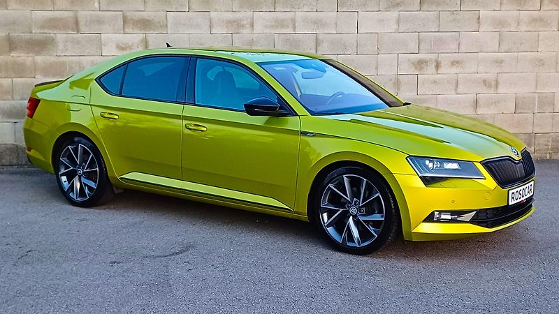 Škoda Superb 140kW TDI 4x4 SPORTLINE - fotka 2 z 47