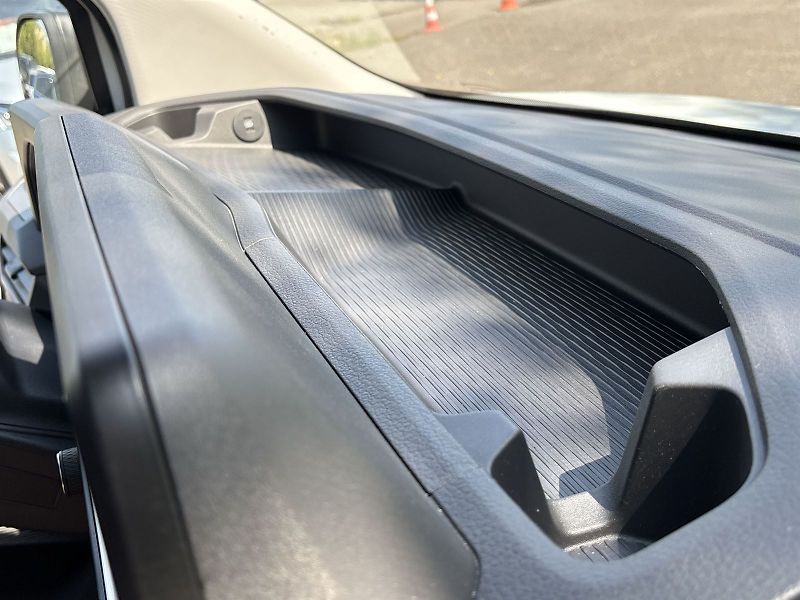 Volkswagen Transporter (2025) 2.0 TDI 4Motion DSG - fotka 21 z 30