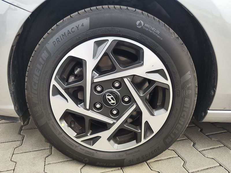 Hyundai i30 1.5 T-GDi/103kW Style - fotka 35 z 36