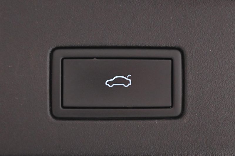 Volkswagen ID.5 Pro Performance 77kWh/150kW TA - fotka 27 z 32