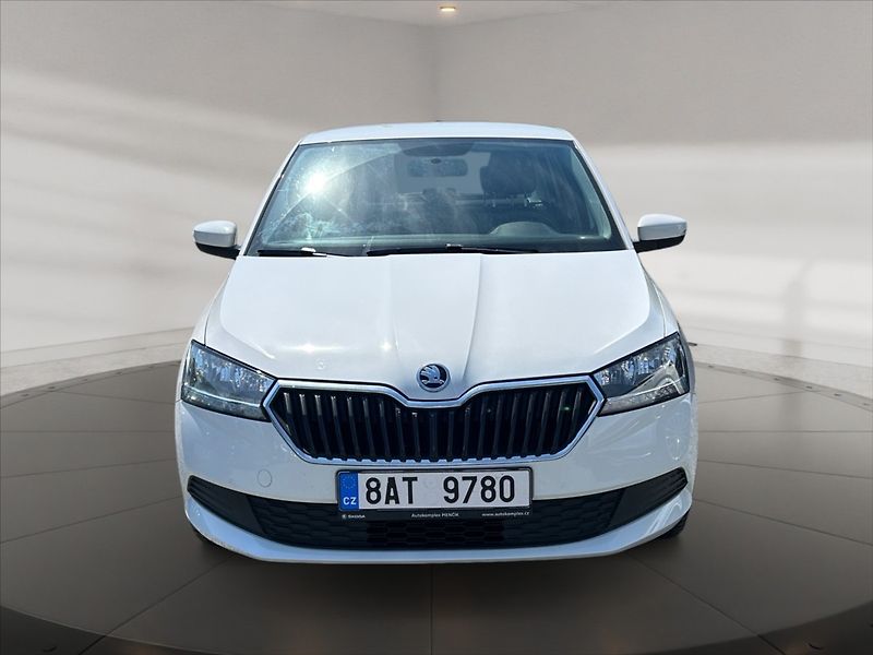 Škoda Fabia 1,0 MPI 44 Active - fotka 2 z 11