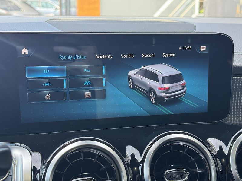 Mercedes-Benz GLB (2022) 200d 4Matic Progressive, DPH   - fotka 31 z 46