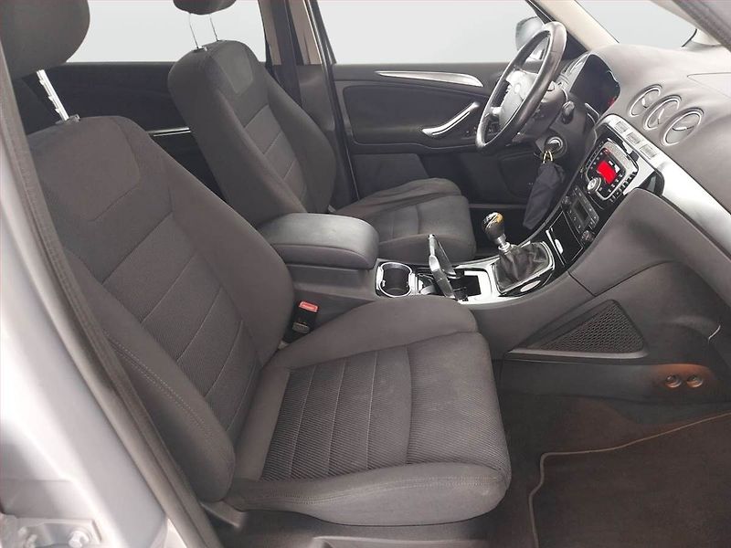 Ford S-MAX (2012) 2.0 TDCi, ČR,1.maj, po STK - fotka 9 z 19