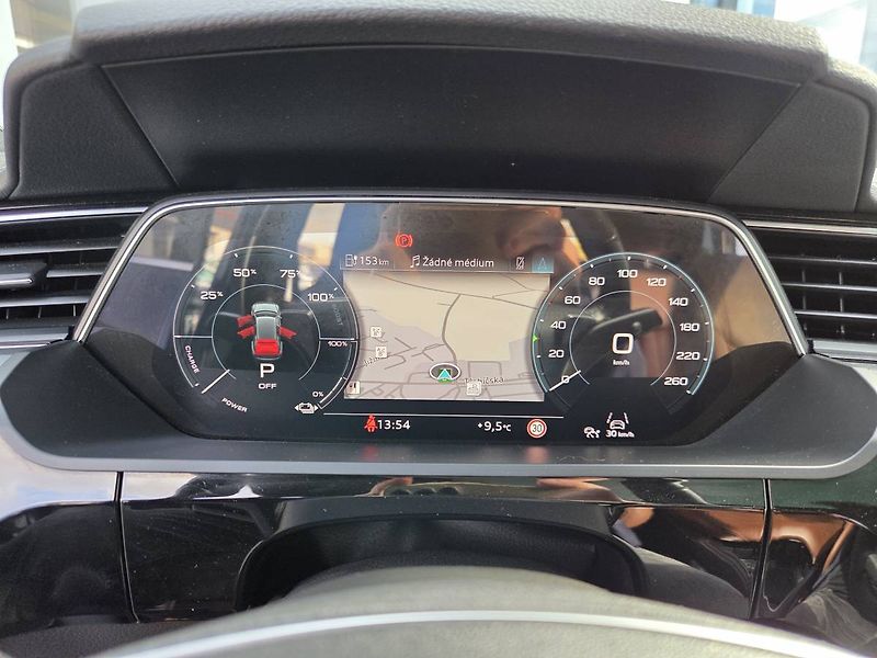 Audi e-tron (2021) Quattro 300kW Advanced - fotka 23 z 48