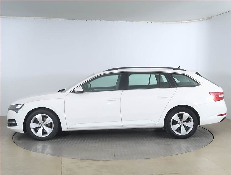 Škoda Superb (2020) Ambition 2.0 TDI, Automat - fotka 3 z 19