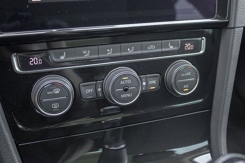 Volkswagen Golf - fotka 17 z 25