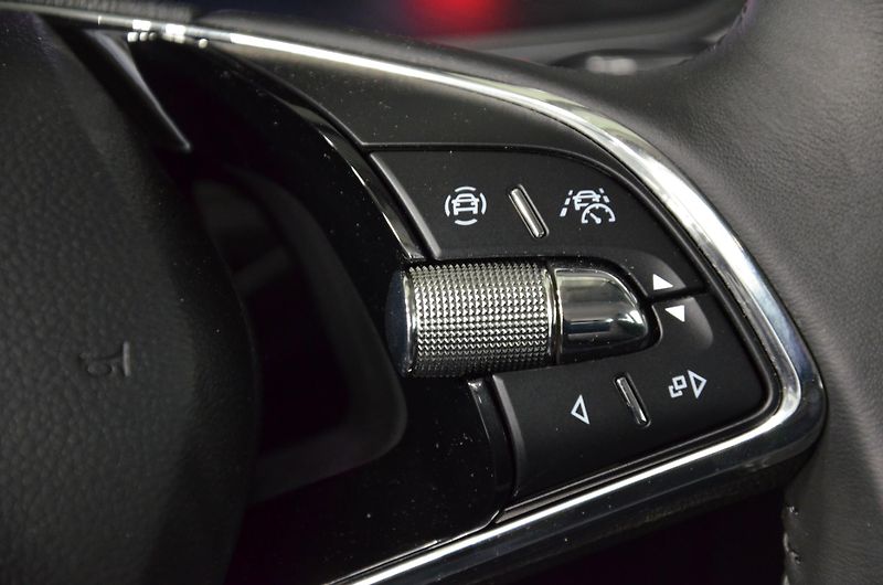 Škoda Superb (2022) 2.0TDI 110 Style kombi - fotka 14 z 23