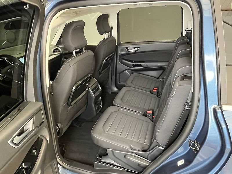Ford Galaxy 2.5 HEV TITANIUM 7 míst - fotka 30 z 59