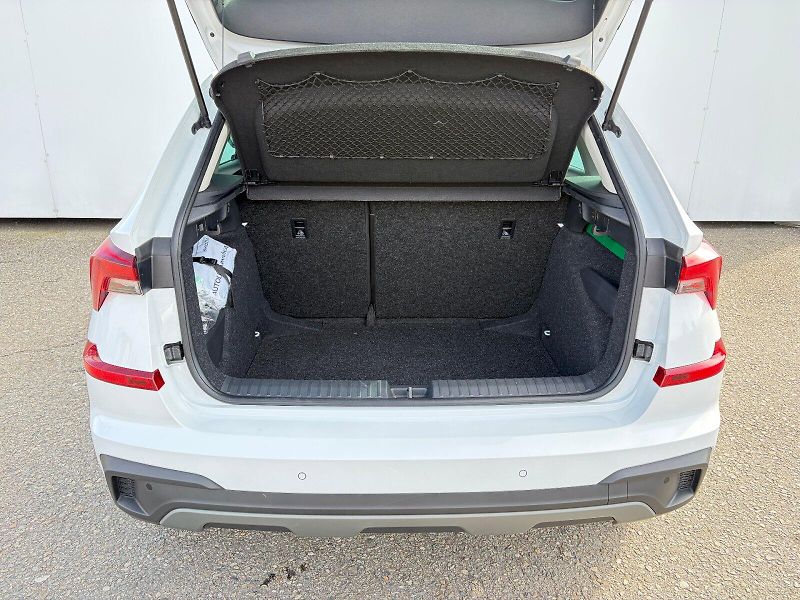 Škoda Kamiq (2025) 1.0 TSI / 85kW / TOP SELECTION - fotka 12 z 35