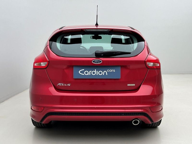 Ford Focus 1.5 ECOBOOST MAN 1. maj. - fotka 11 z 36