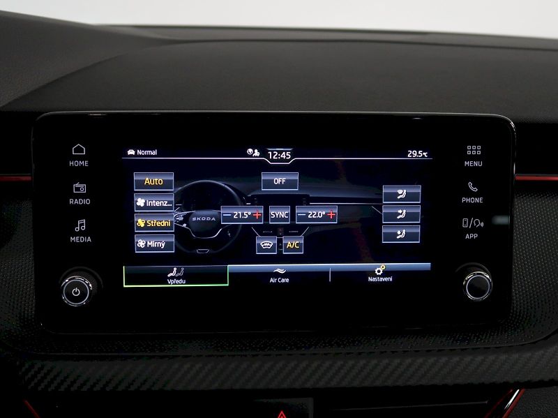 Škoda Scala (2025) MONTE CARLO 1.0TSI 85KW DSG - fotka 27 z 40