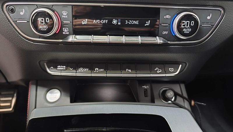 Audi Q5 (2023) Sportback S-line, B&O, Quattro - fotka 41 z 95