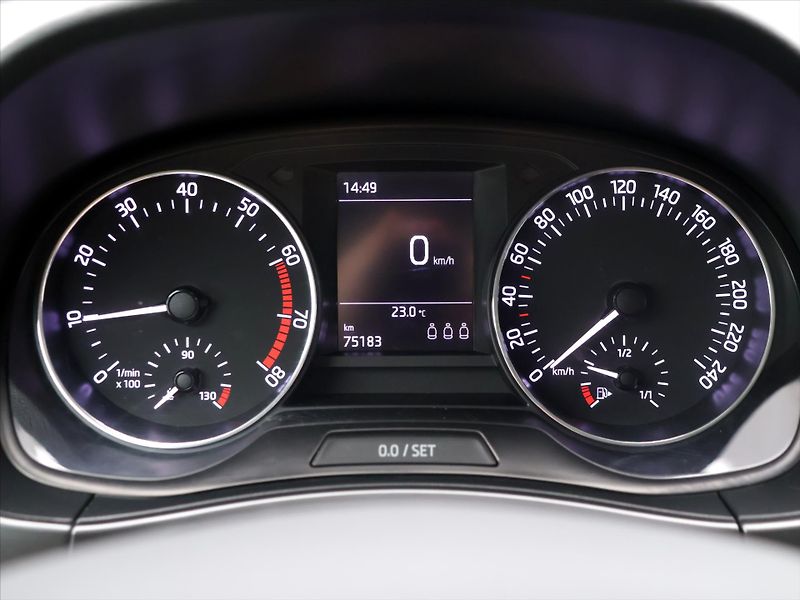 Škoda Fabia 1.0 TSI 70kW Style CZ - fotka 15 z 33