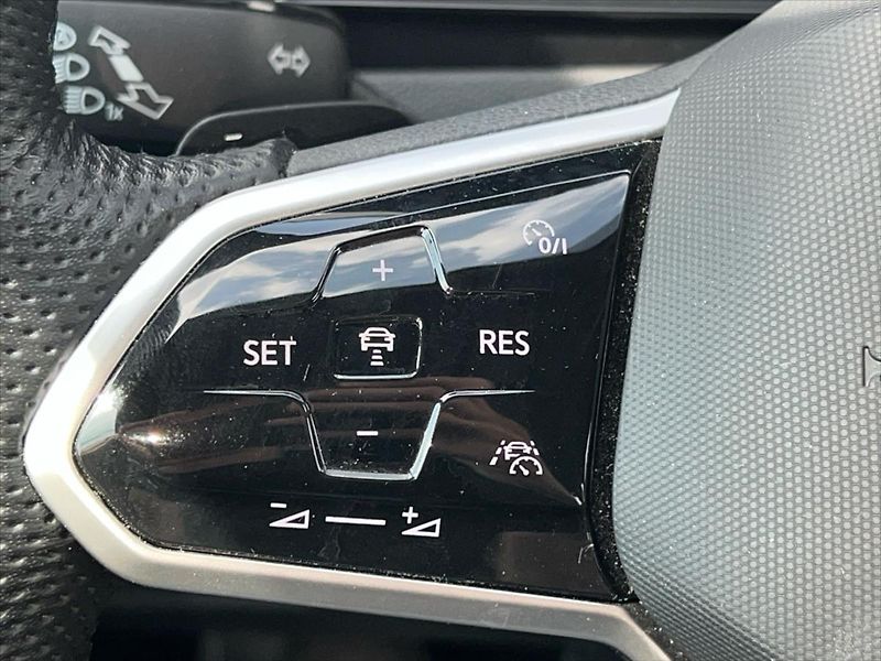 Volkswagen Arteon 2,0 TSi 140kW 7DSG R-line - fotka 19 z 28