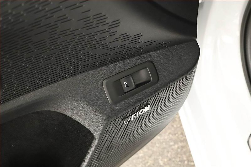 Škoda Octavia (2025) RS 2.0 TSI, RS, Navigace - fotka 19 z 21