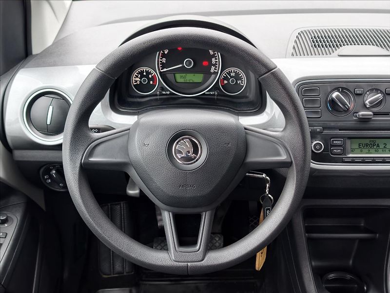 Škoda Citigo 1,0 MPi - fotka 12 z 16