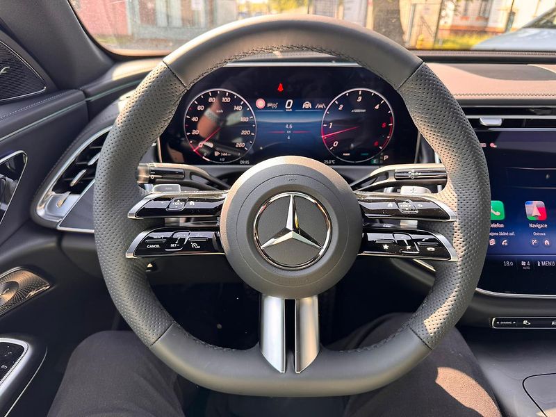 Mercedes-Benz Třídy E (2026) E 450 d 4MATIC - fotka 13 z 24