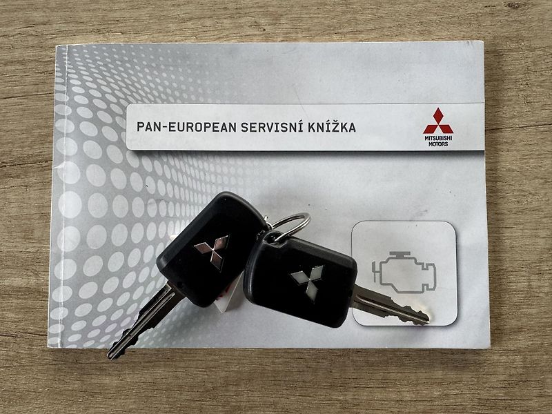 Mitsubishi ASX 1,6MIVEC INVITE+ - fotka 17 z 20