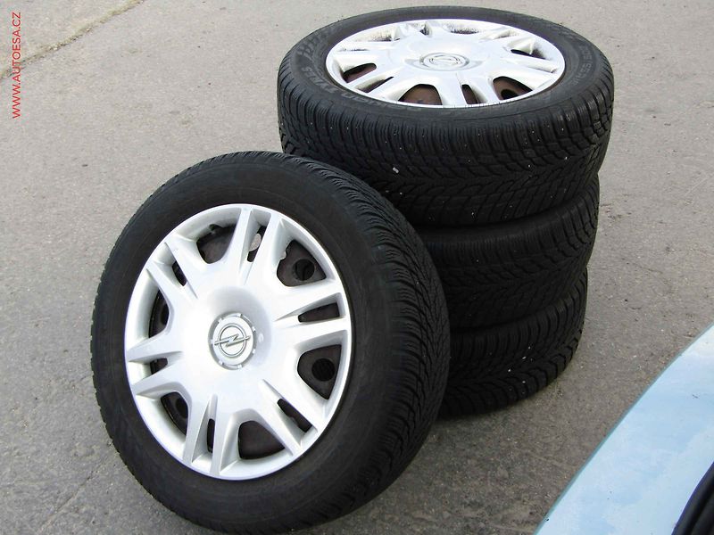 Opel Astra (2009) 1.4i, ČR, AC, tempo - fotka 18 z 18