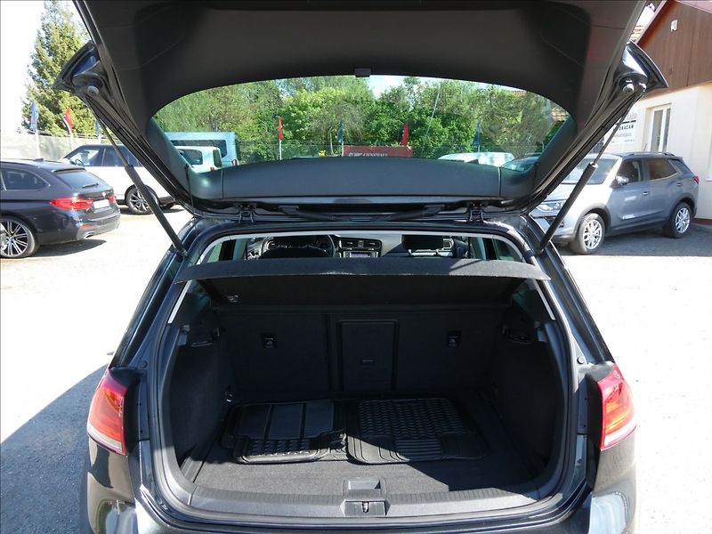 Volkswagen Golf 1,6 TDi 81kW DSG ALLSTAR,2xkol - fotka 19 z 50