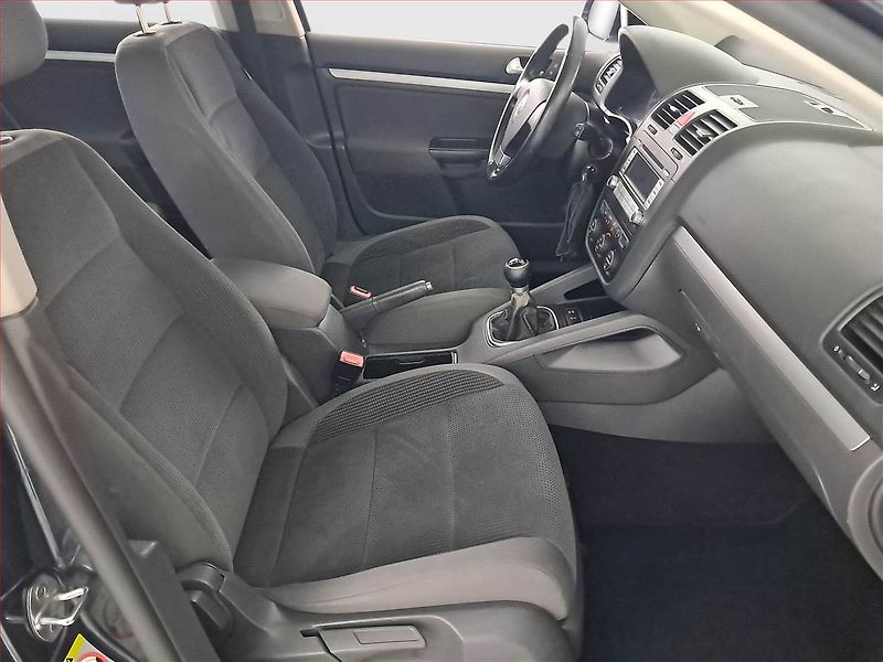 Volkswagen Golf (2008) 1.4 TSI, Tempomat - fotka 9 z 16