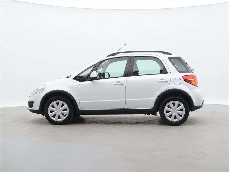 Suzuki SX4 1.6 VVT 88kW 4x4 Klima - fotka 4 z 28