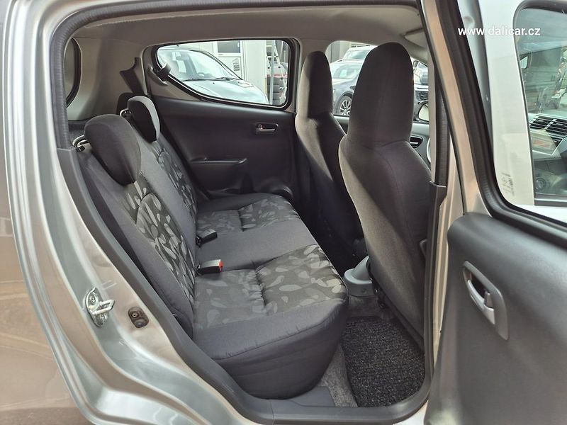 Suzuki Alto (2009) 1.0i 50KW klima El.předni okna - fotka 42 z 54
