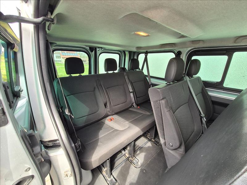 Opel Vivaro (2016) 1,6 CDTi 8 9 Míst TZ Tempomat - fotka 15 z 30