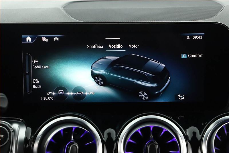 Mercedes-Benz GLB (2025) 200 d, AMG Line, Navigace - fotka 17 z 25