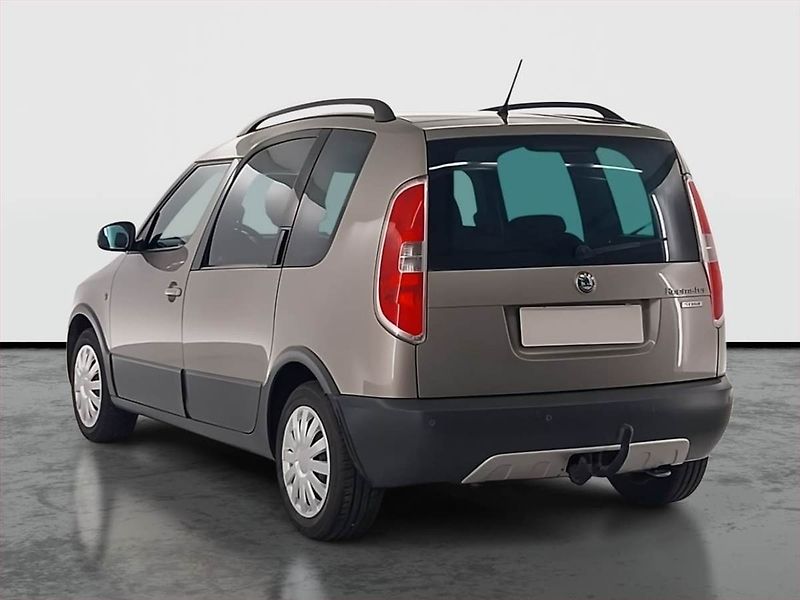 Škoda Roomster (2012) Scout 1.2 TSI, Serv.kniha - fotka 4 z 18