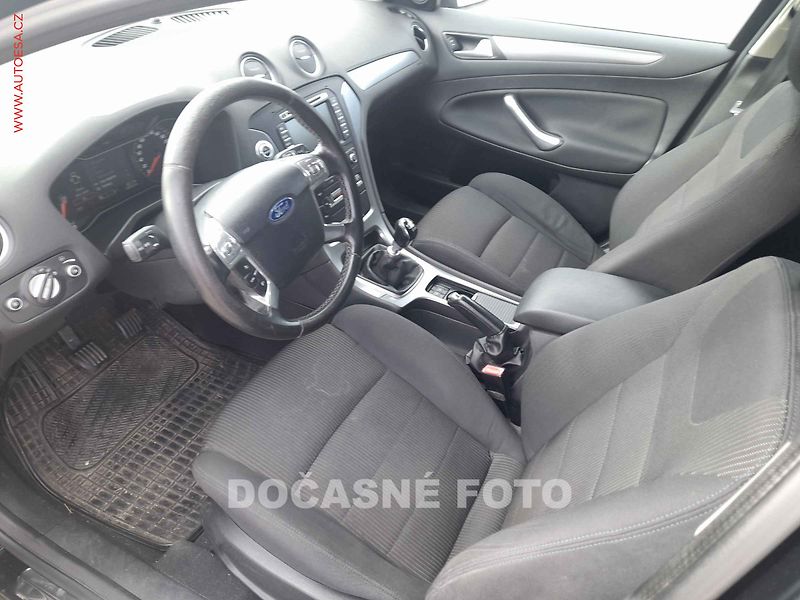 Ford Mondeo (2011) 2.0TDCi, Navi, bixen - fotka 3 z 3