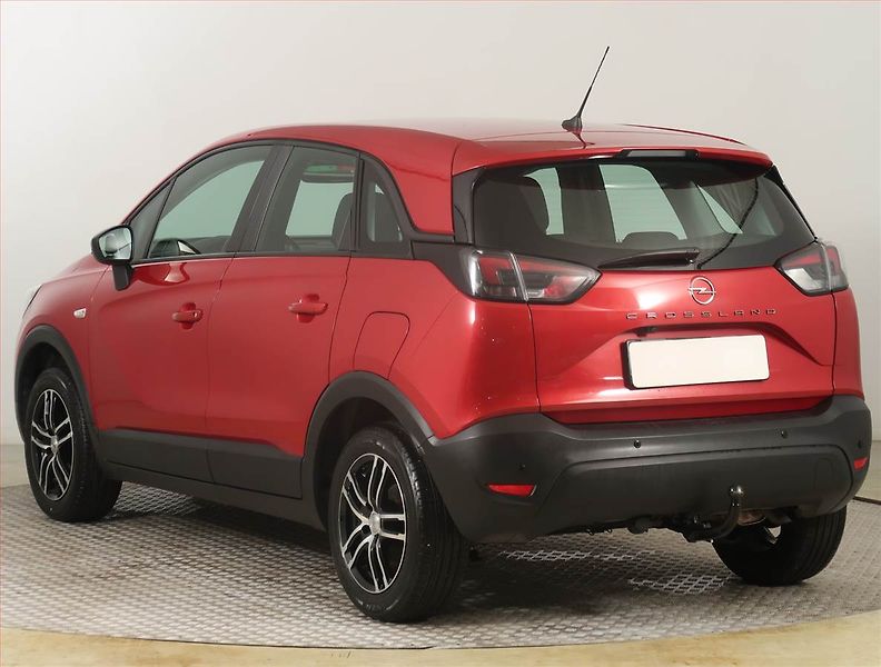 Opel Crossland X (2022) 1.2 Turbo, ČR,1.maj - fotka 4 z 17